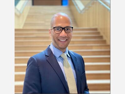 TIENE NUEVO DIRECTOR LA BIBLIOTECA PÚBLICA DE JERSEY CITY