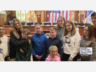 RECIBE JERSEY CITY A 21 FAMILIAS UCRANIANAS DESPLAZADAS POR LA GUERRA