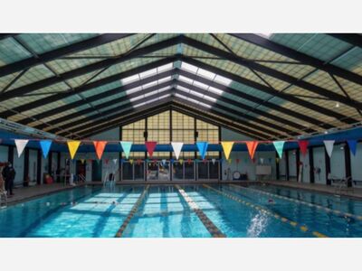 PRESUME ALCALDE FULOP MEJORAS EN PISCINA PÚBLICA DE JERSEY CITY